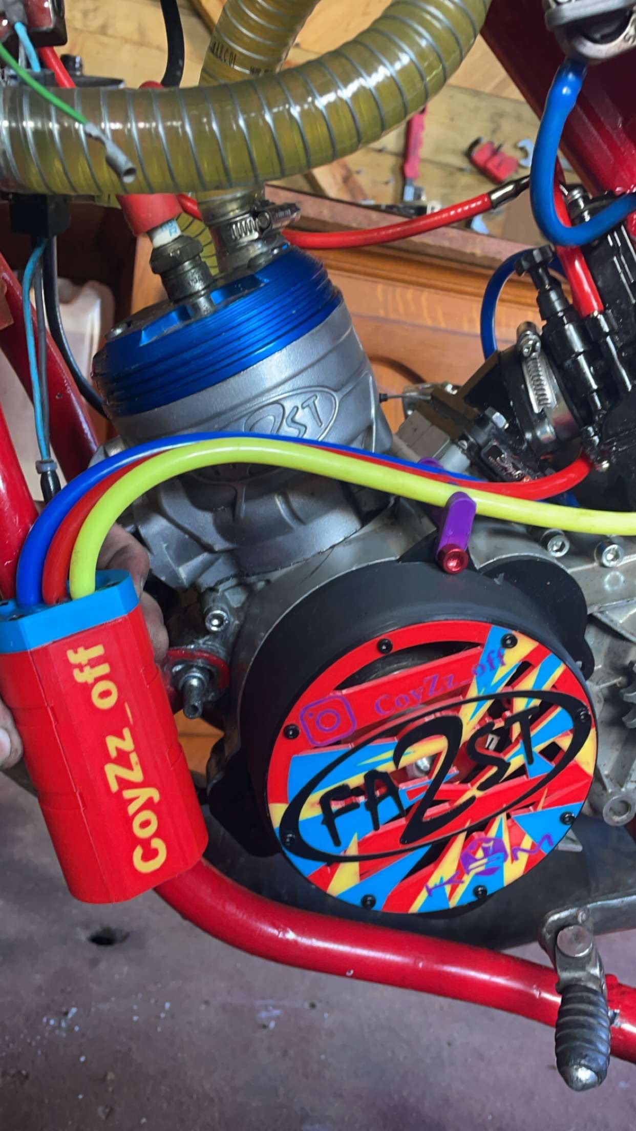 Cache allumage 100% personnalisé  Euro 3/4 – compatible Derbi